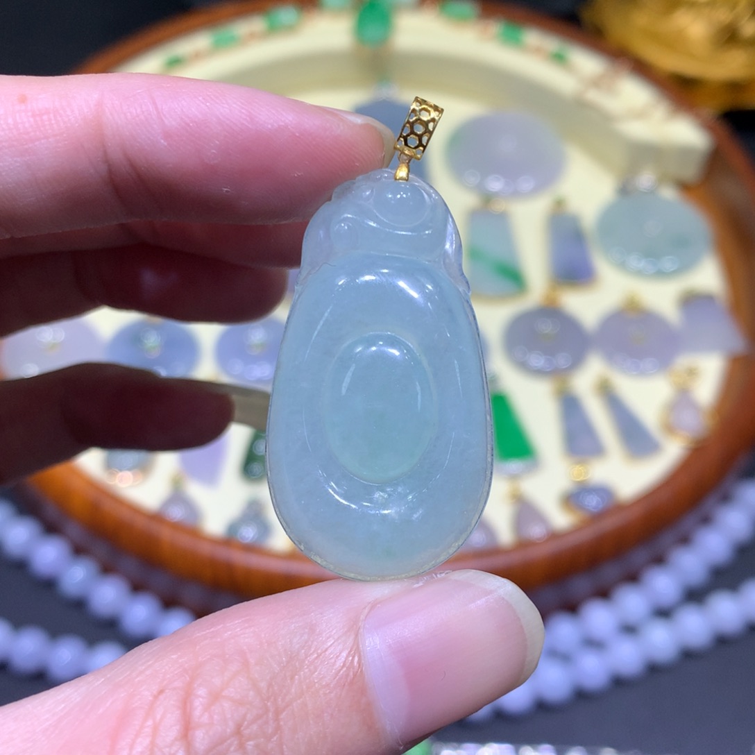 翡翠吊坠(不含链)18K金镶嵌