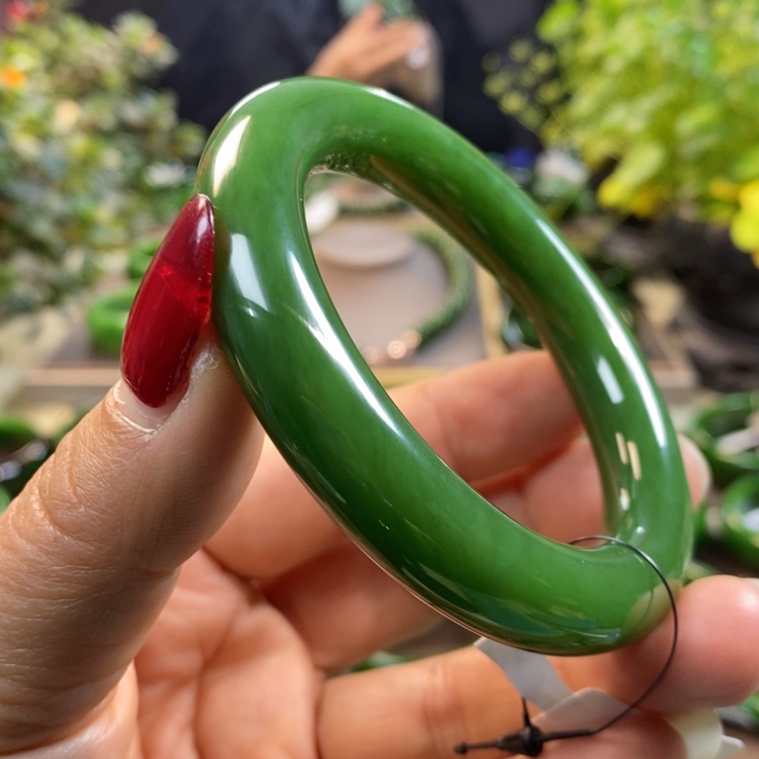 和田玉（碧玉）手镯未镶嵌?****也