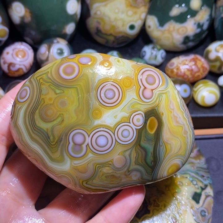 未镶嵌玛瑙/玉髓珠宝半成品96
