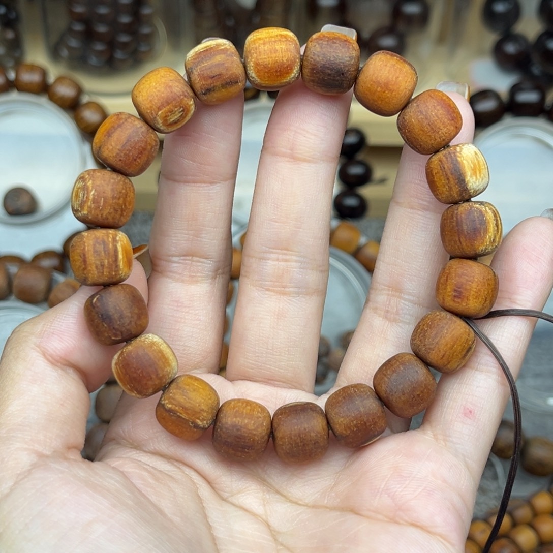 贡木印尼1/1.1血珀妖花