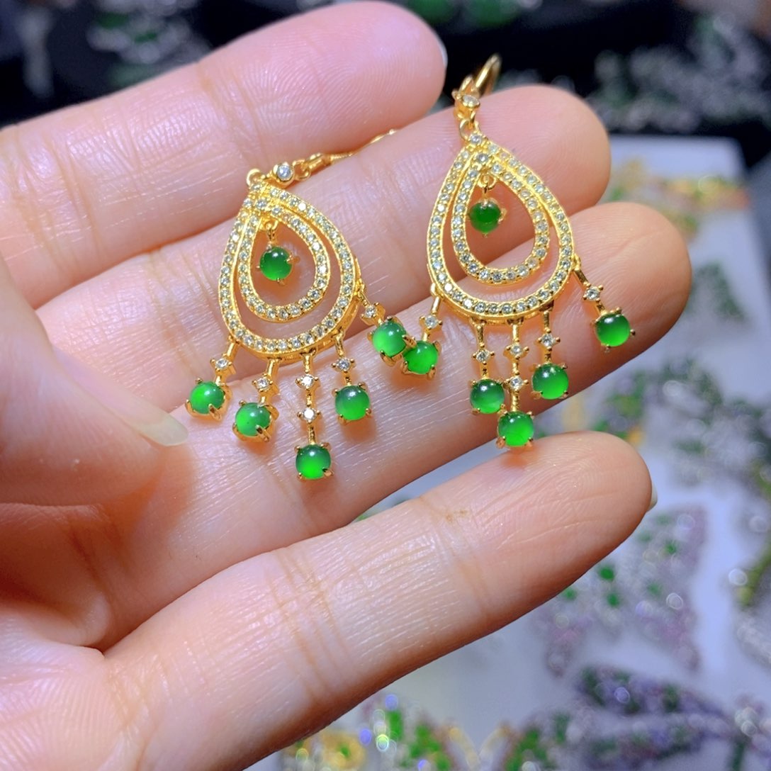 翡翠颈饰银S925镶嵌天然翡翠