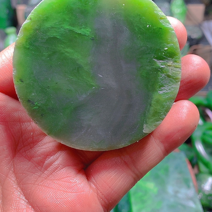 和田玉（碧玉）未镶嵌珠宝半成品