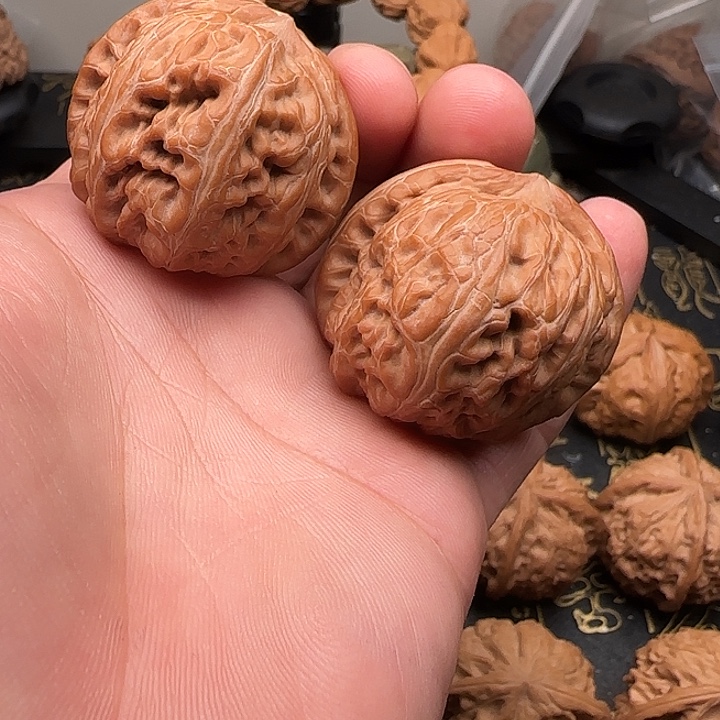 P***h桃核吊坠平谷元宝