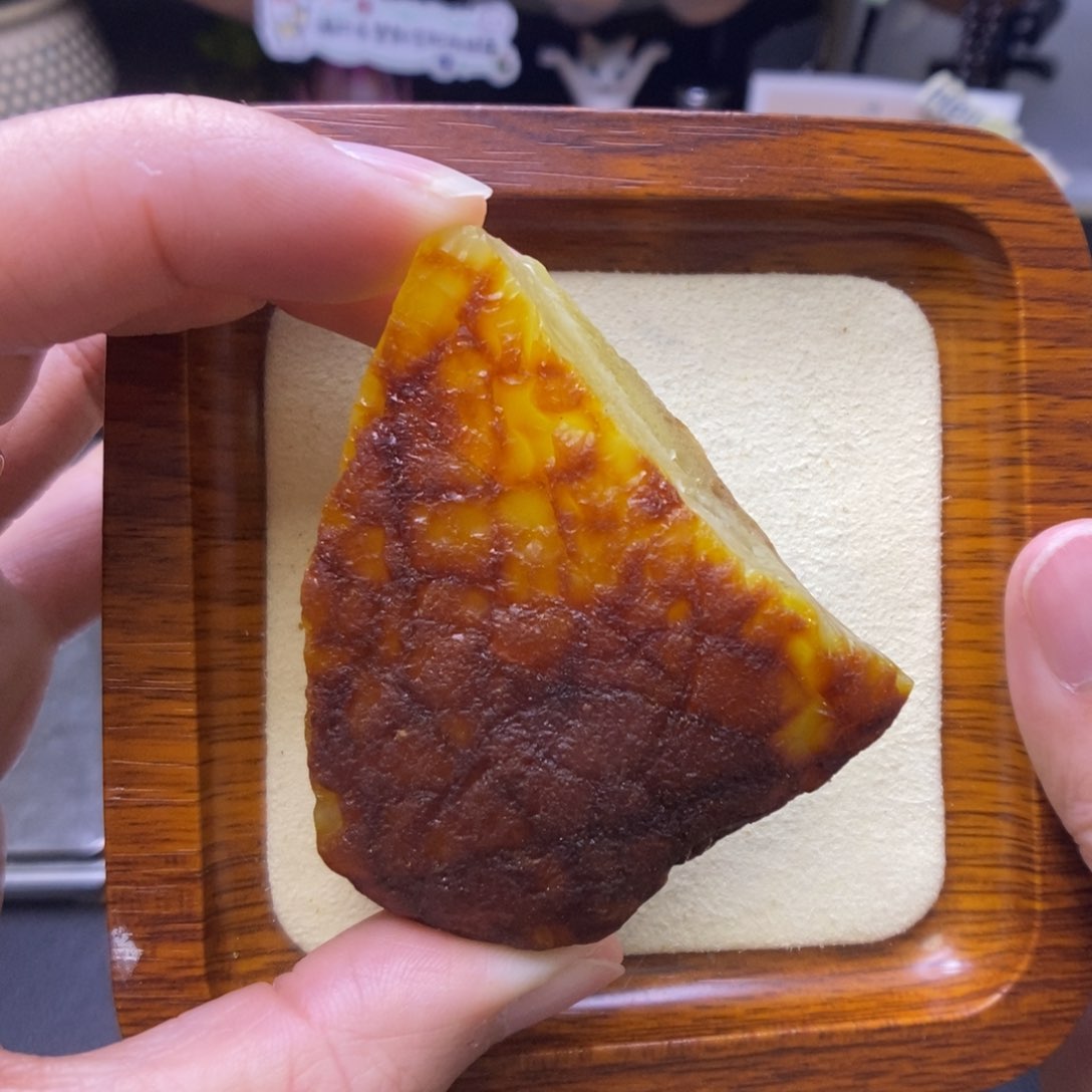 定制琥珀未镶嵌敏