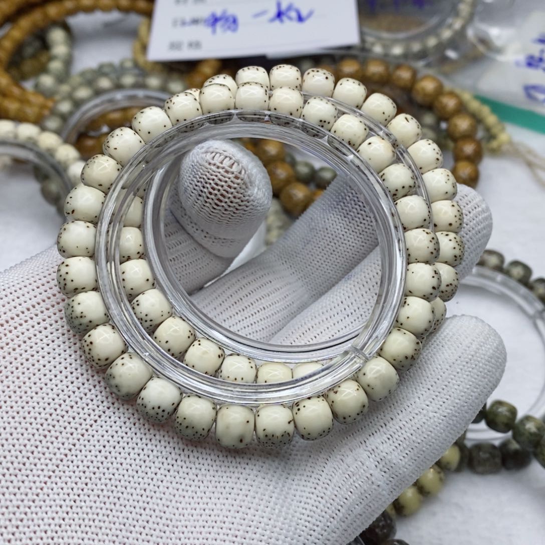 星月菩提吊坠星月菩提