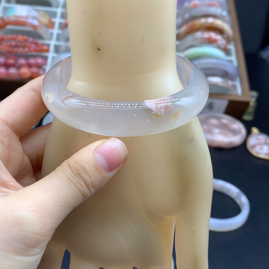 【闪购商品】玛瑙/玉髓耳钉未镶嵌糯**子