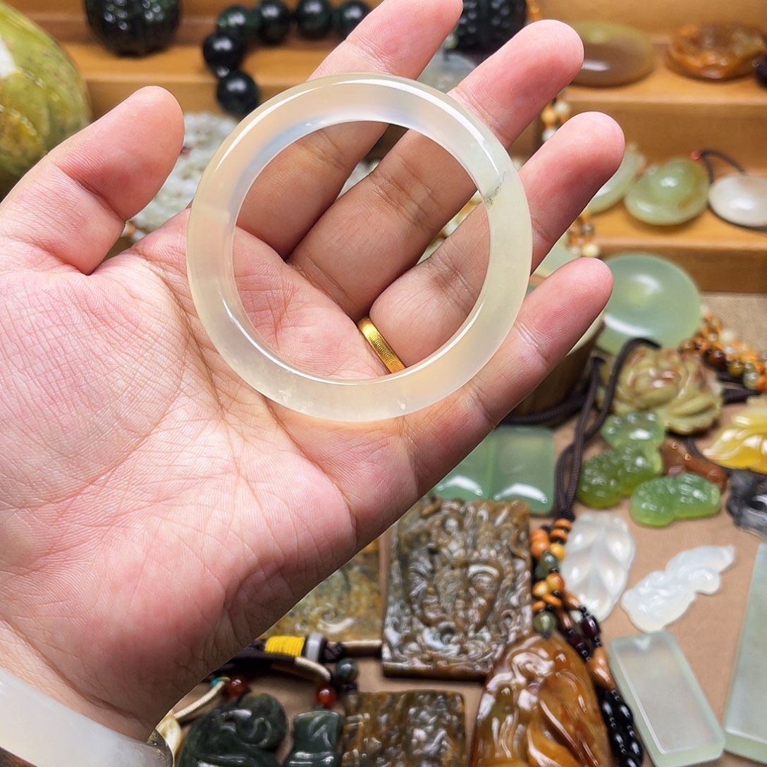 未镶嵌岫玉多样性 拍下发一 天然岫玉