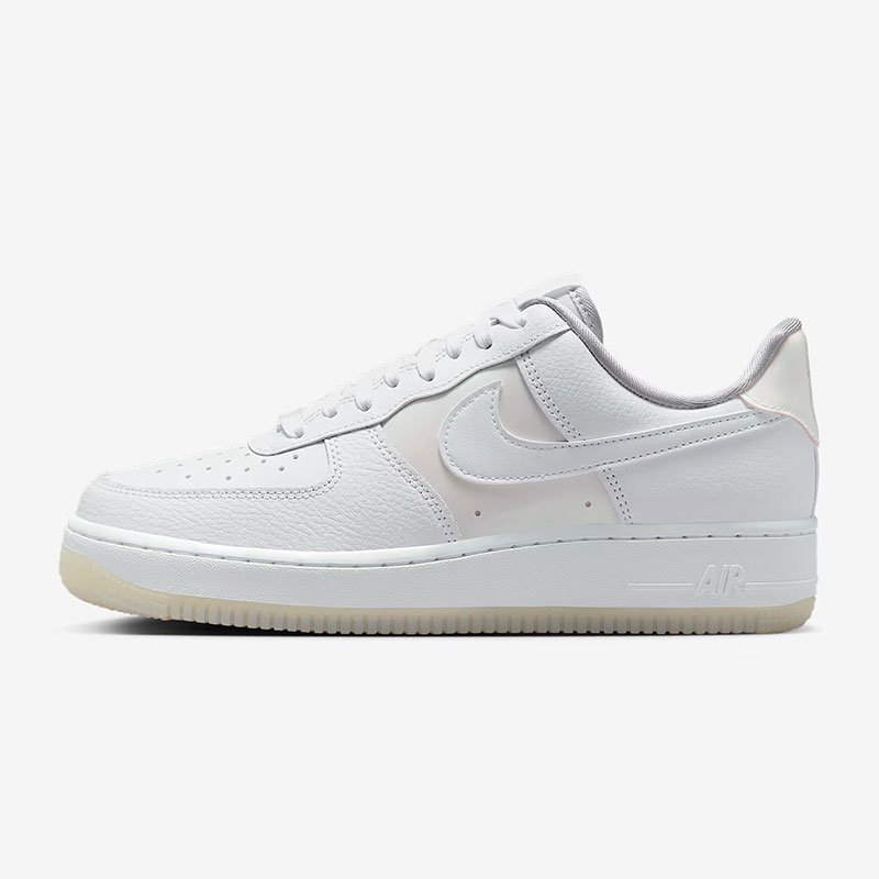 NIKE耐克女子W AIR FORCE 1 '07休闲鞋IH3204-100