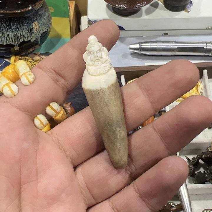 感***悟琉璃/树脂/塑料类把件的中古回流好物