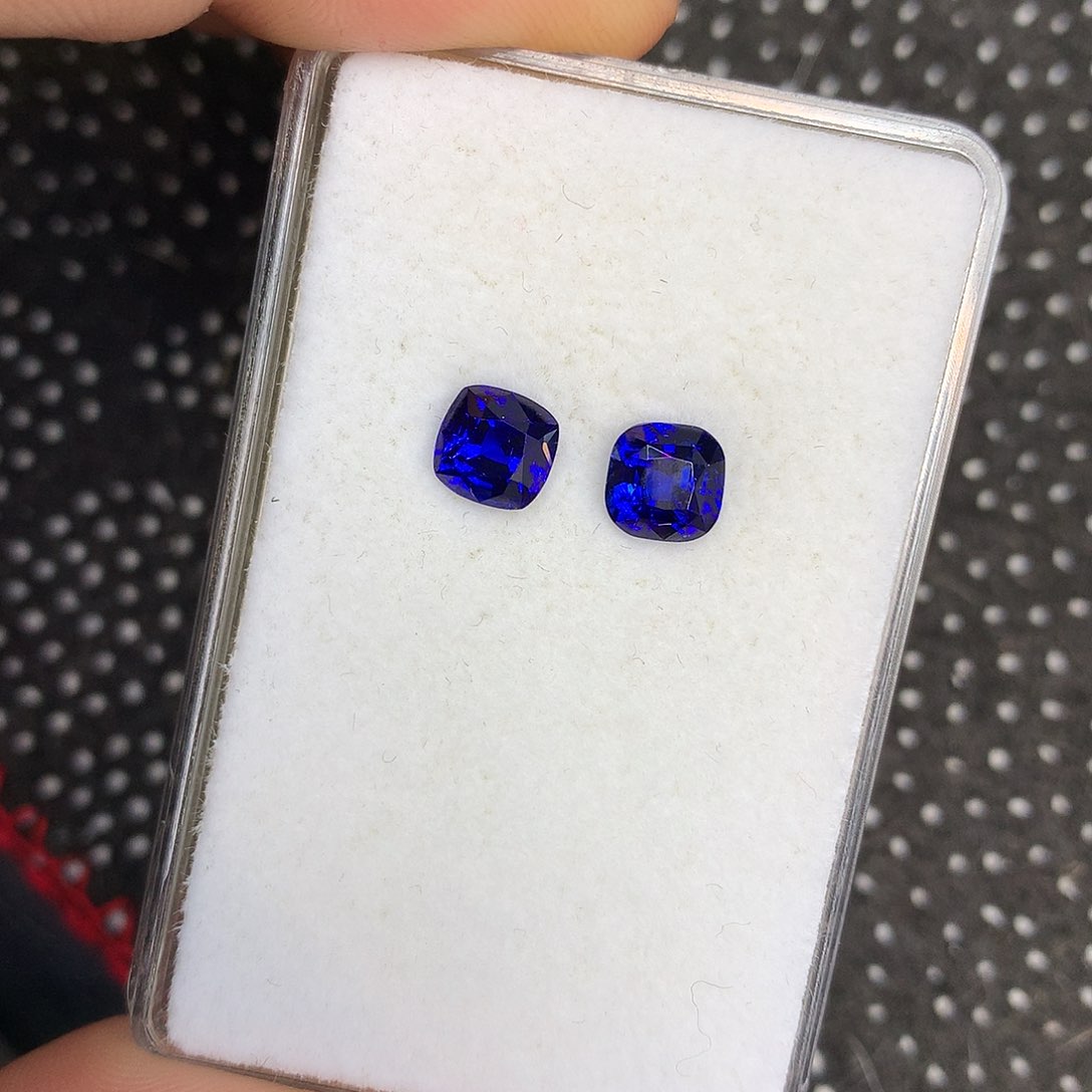 蓝宝石裸石未镶嵌1.54克拉，1.58克拉