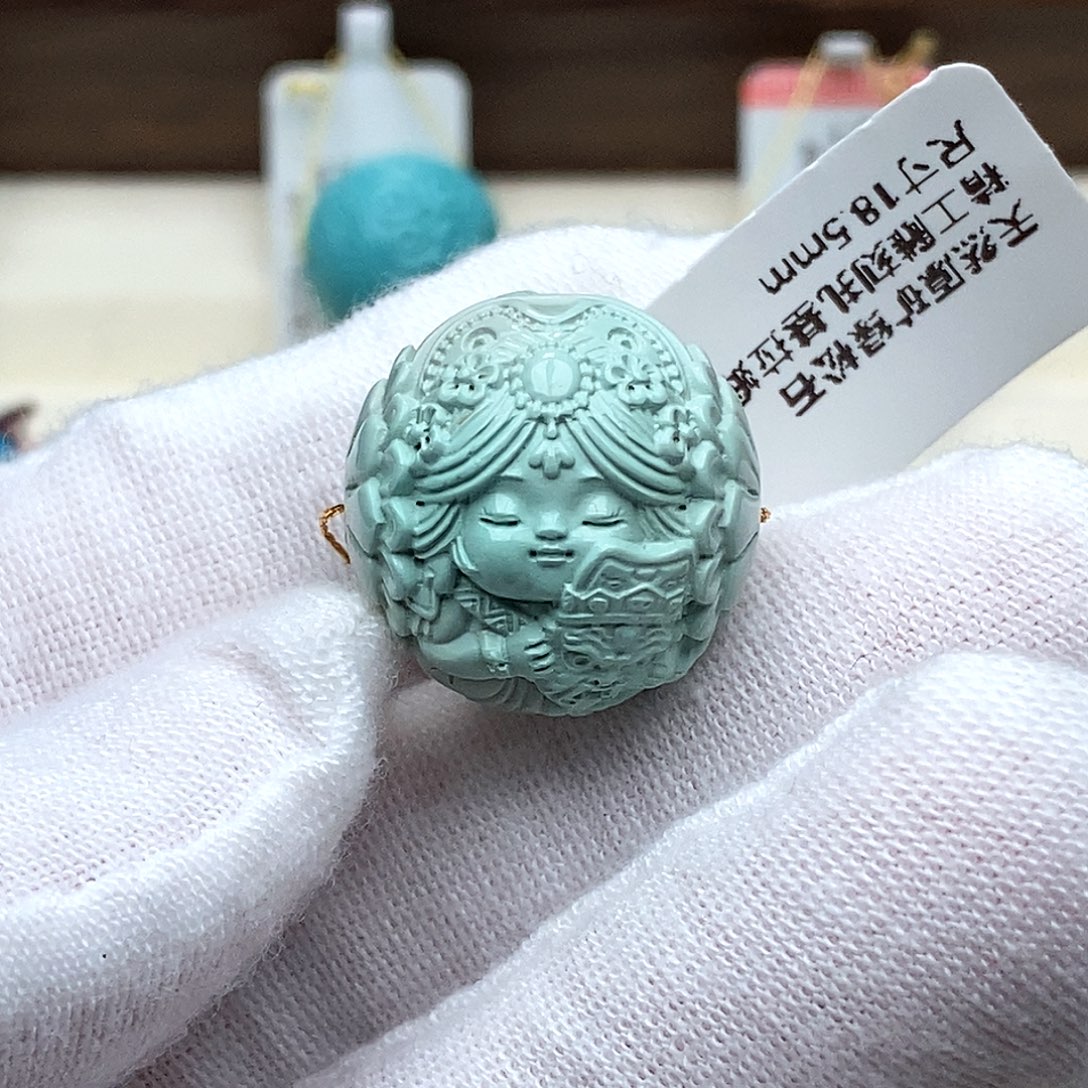 普***人绿松石未镶嵌珠宝奇石