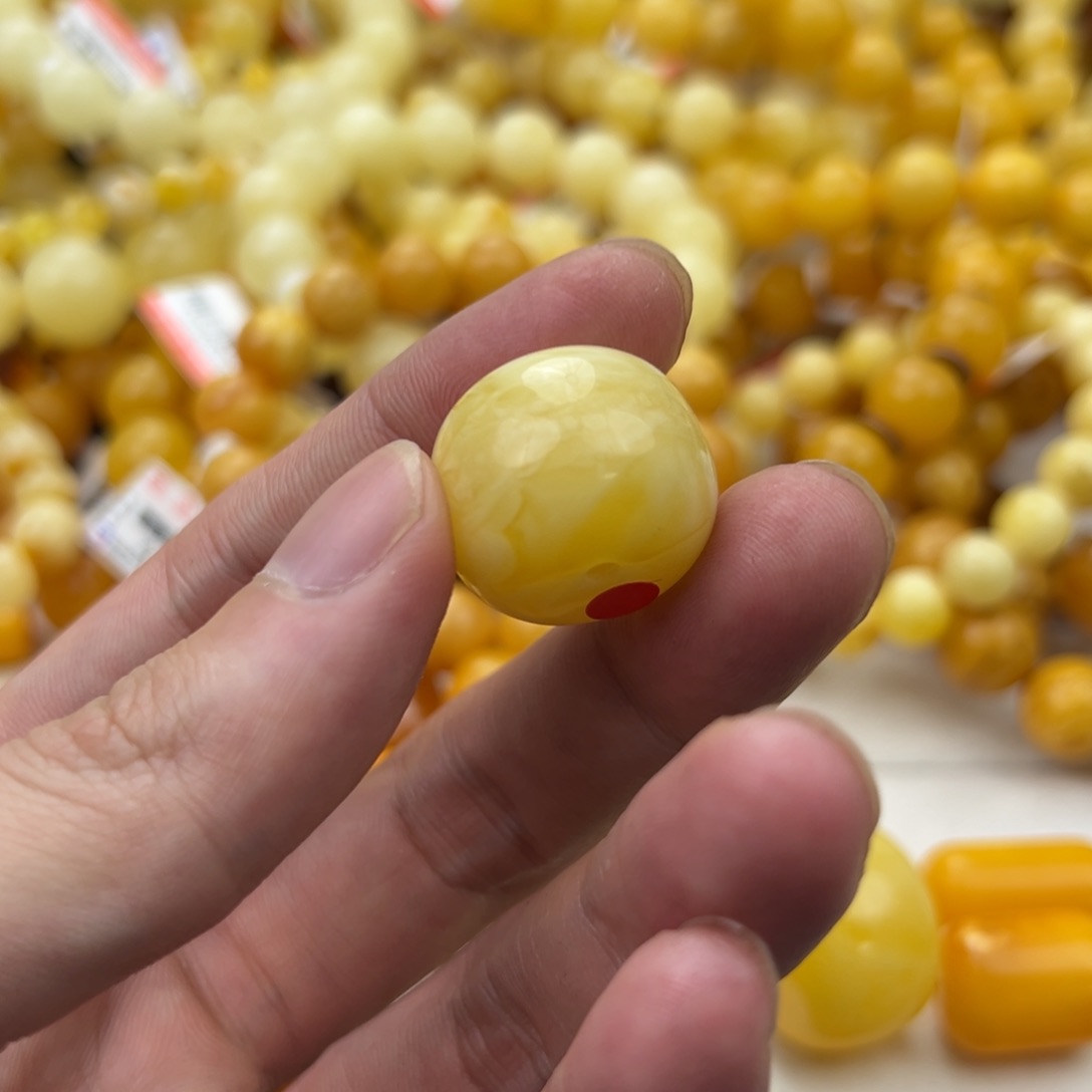 琥珀珠宝奇石未镶嵌