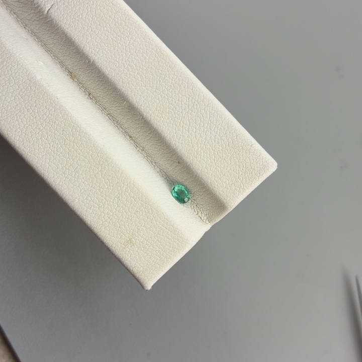 祖母绿裸石裸石0.12克拉