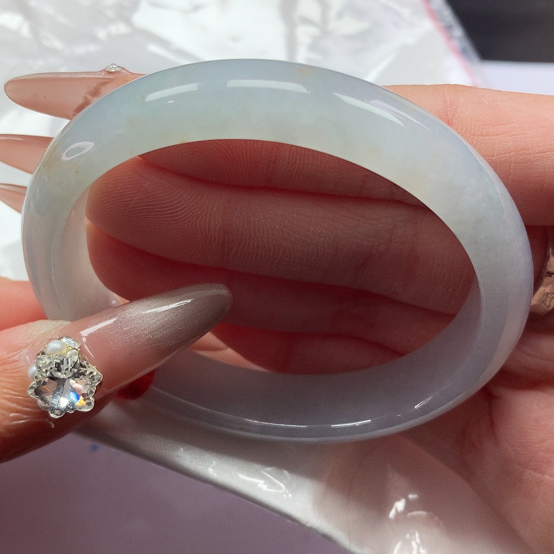 翡翠手镯未镶嵌曦**呀57贵妃