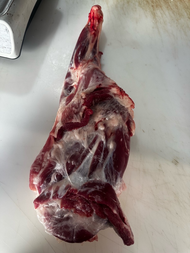 新鲜带骨羊腿肉健康营养适合烧烤顺丰包邮