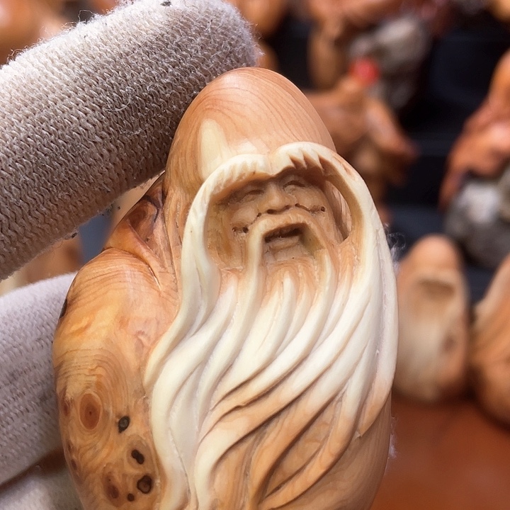 柏木（崖柏）Ghggghgggghhj