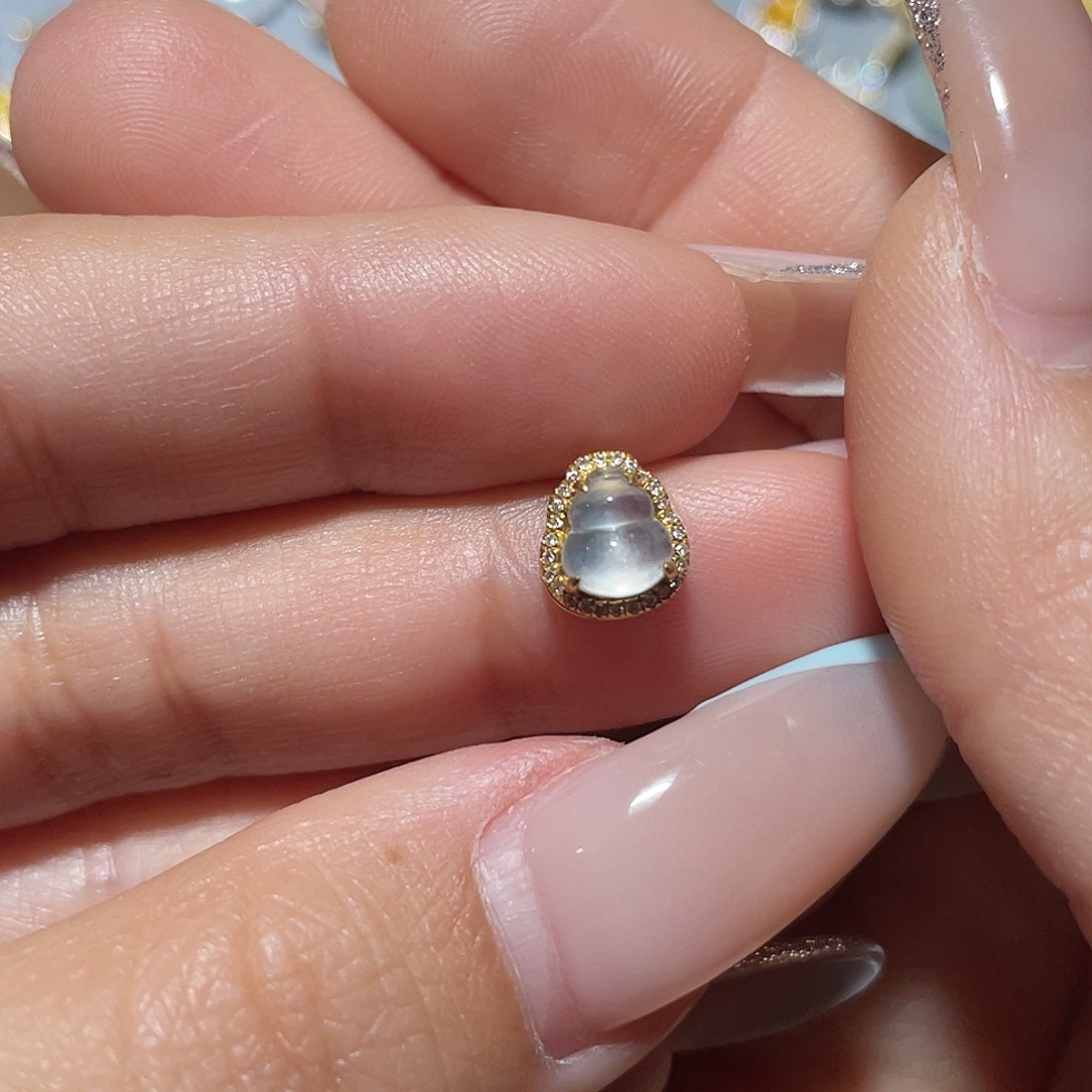 吊坠(不含链)18K金镶嵌翡翠