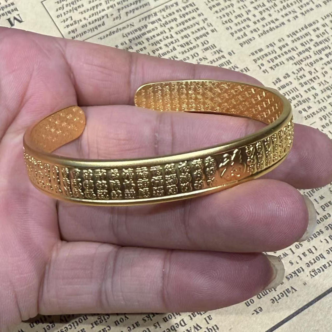 【粉丝福利】精美复古百福开口手镯A4