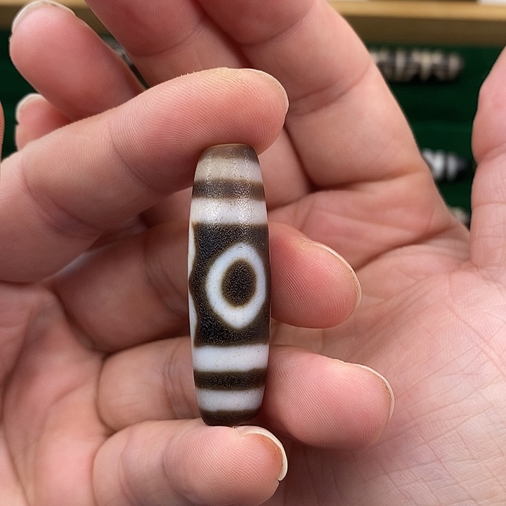 轩***辕玛瑙/玉髓颈饰未镶嵌