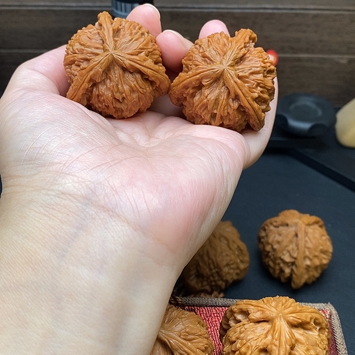 ༺***༻把件文玩核桃白奔