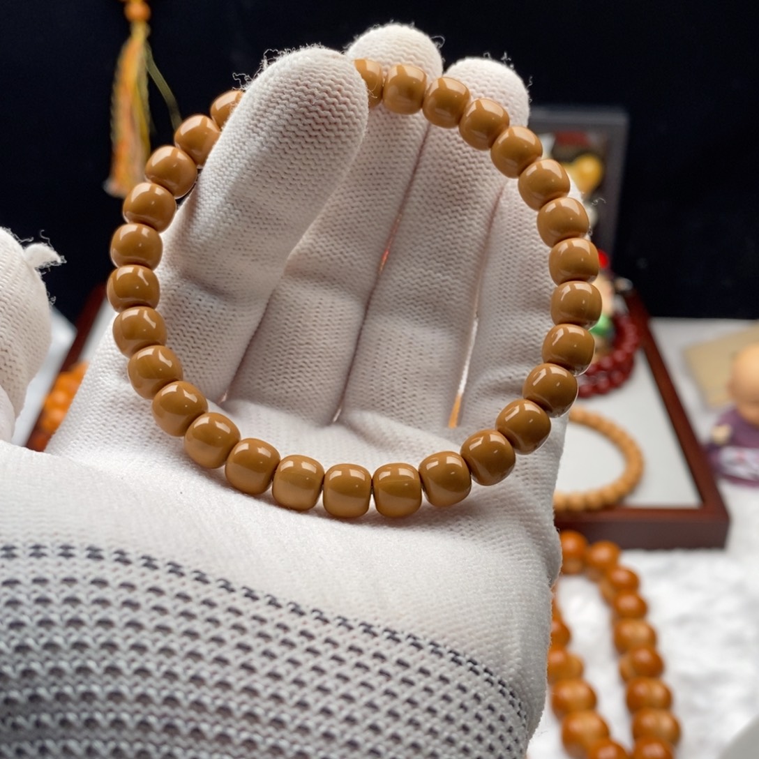 深***。猴头核桃吊坠猴头核桃