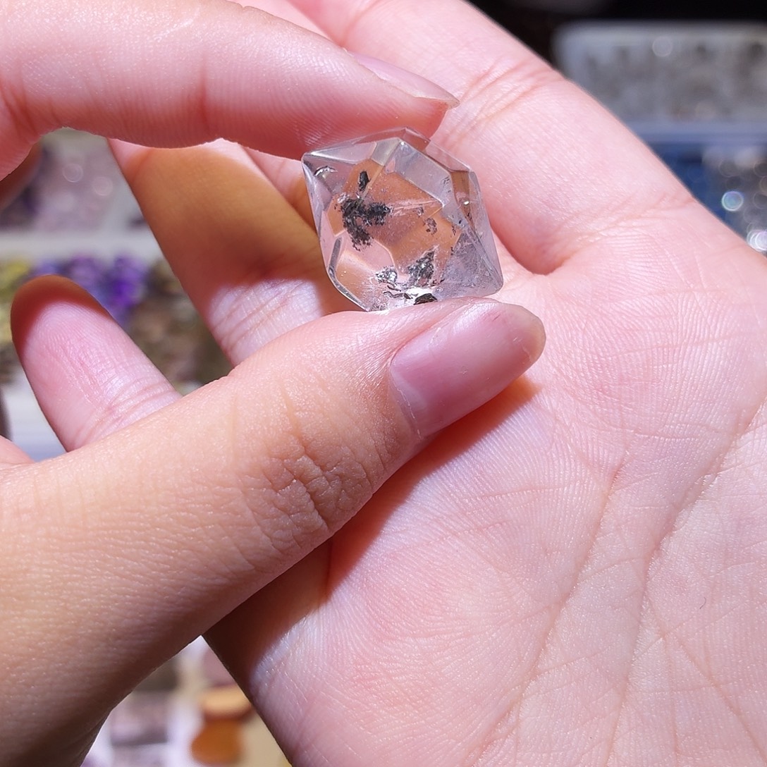 未镶嵌水晶吊坠(不含链)闪灵 双尖 打孔定制不退换