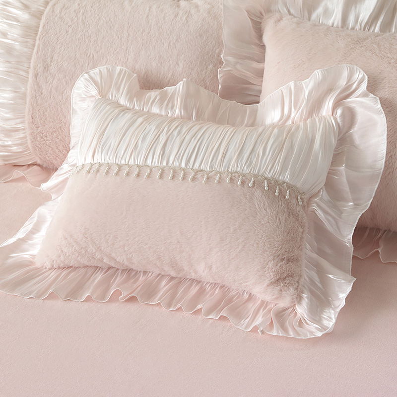 皇后娘娘韩版荷叶边小流苏冬季加绒含芯小抱枕公主风午睡枕可拆卸
