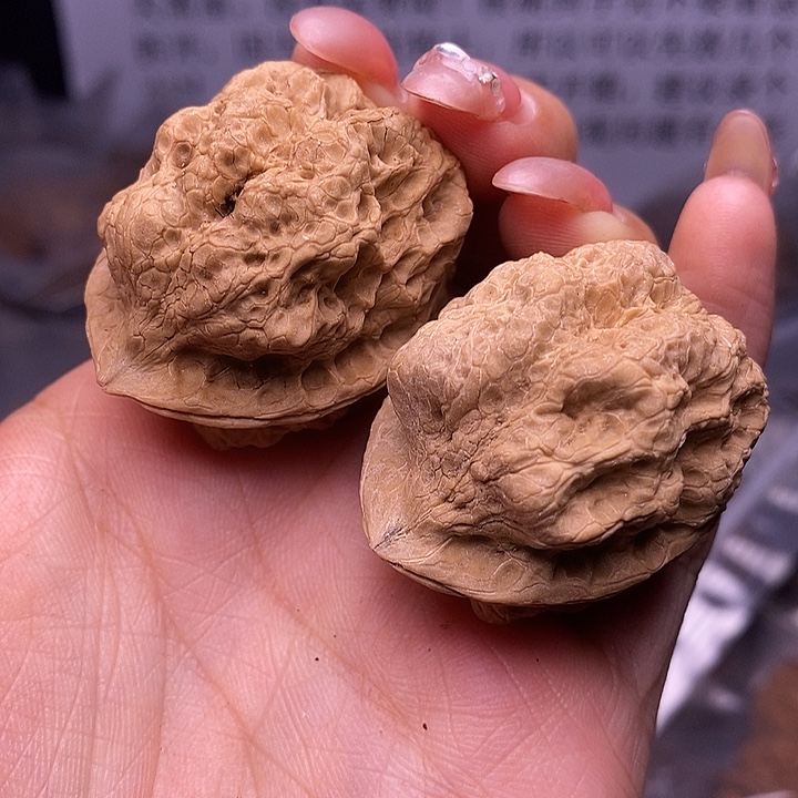 液***家核桃云南野生铁核桃40号36mm