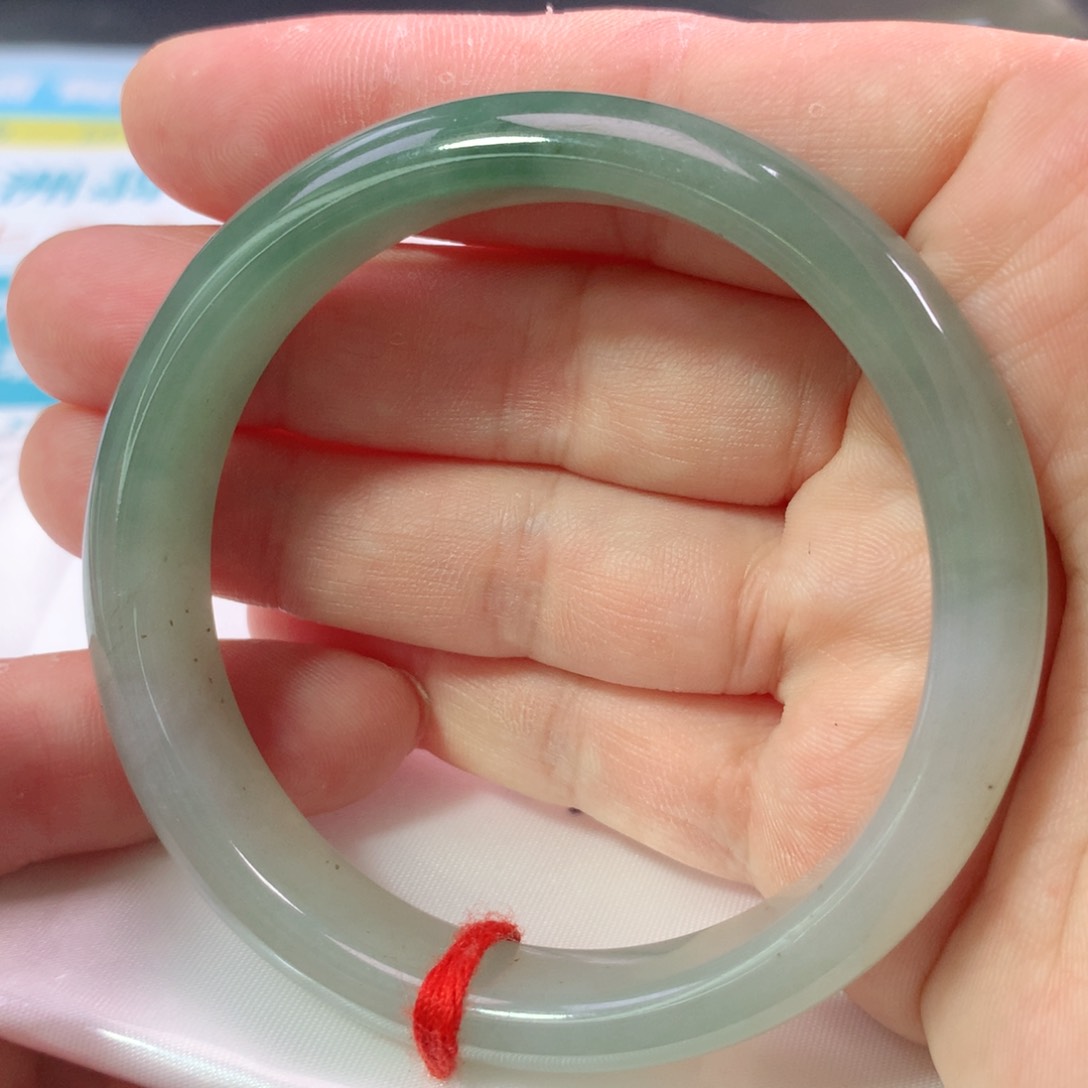 翡翠手镯未镶嵌1023号