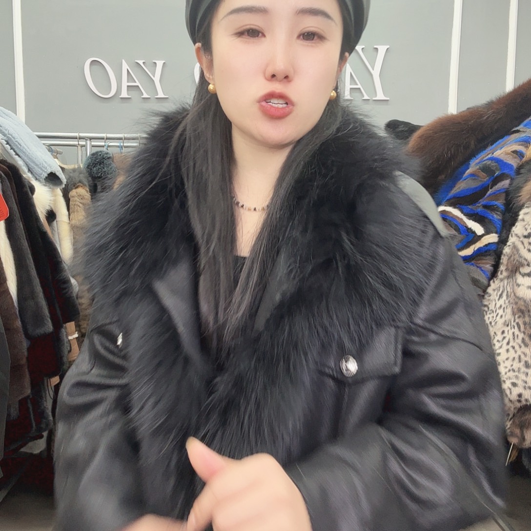 姚小妖家高端皮草