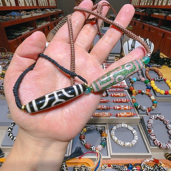 未镶嵌玛瑙/玉髓珠宝奇石