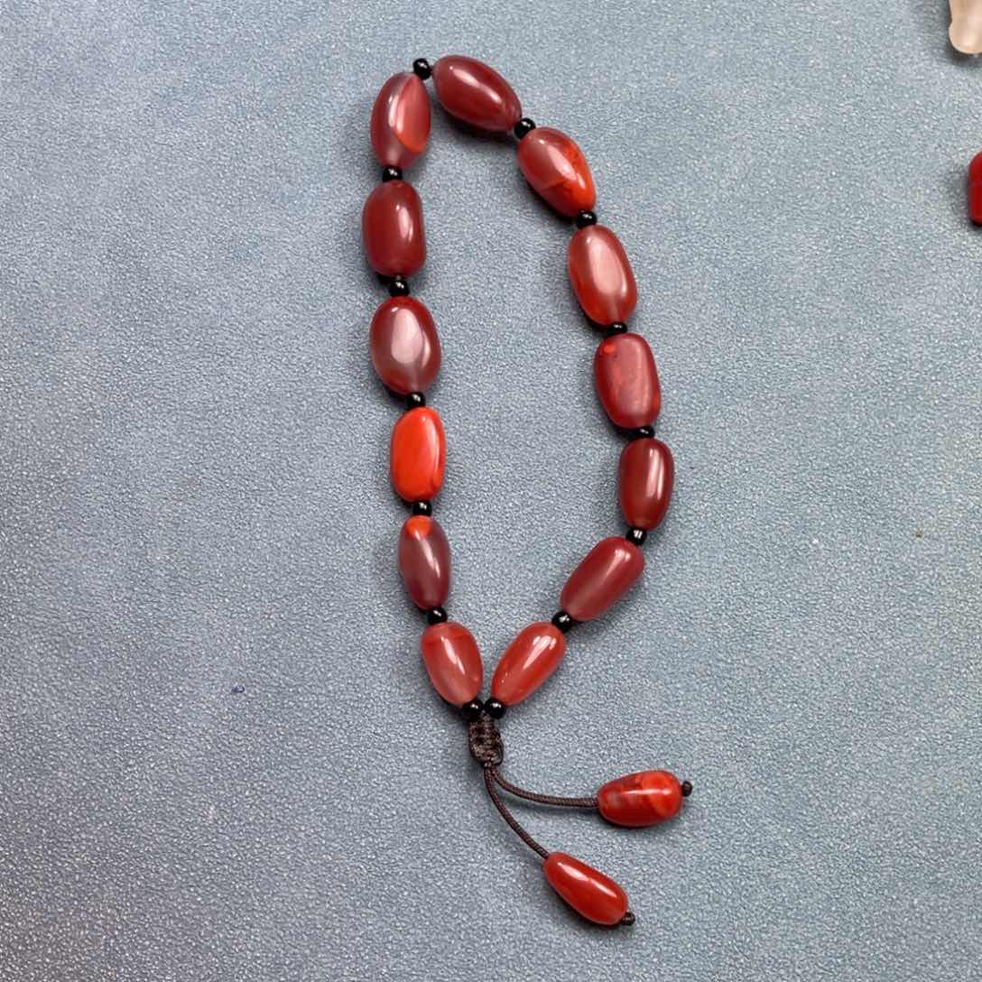 南红玛瑙手串未镶嵌