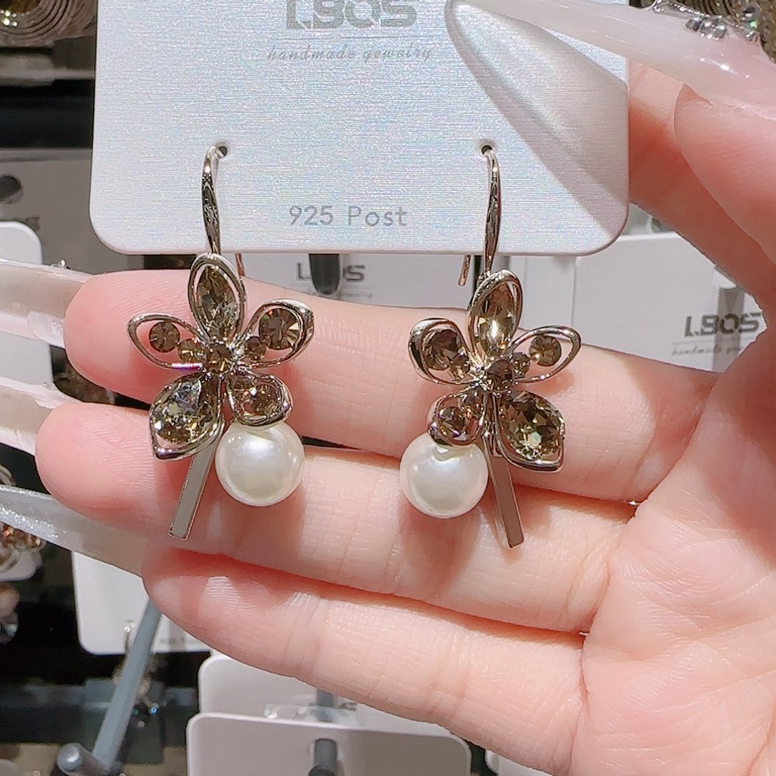 铜合金锆石925银耳环