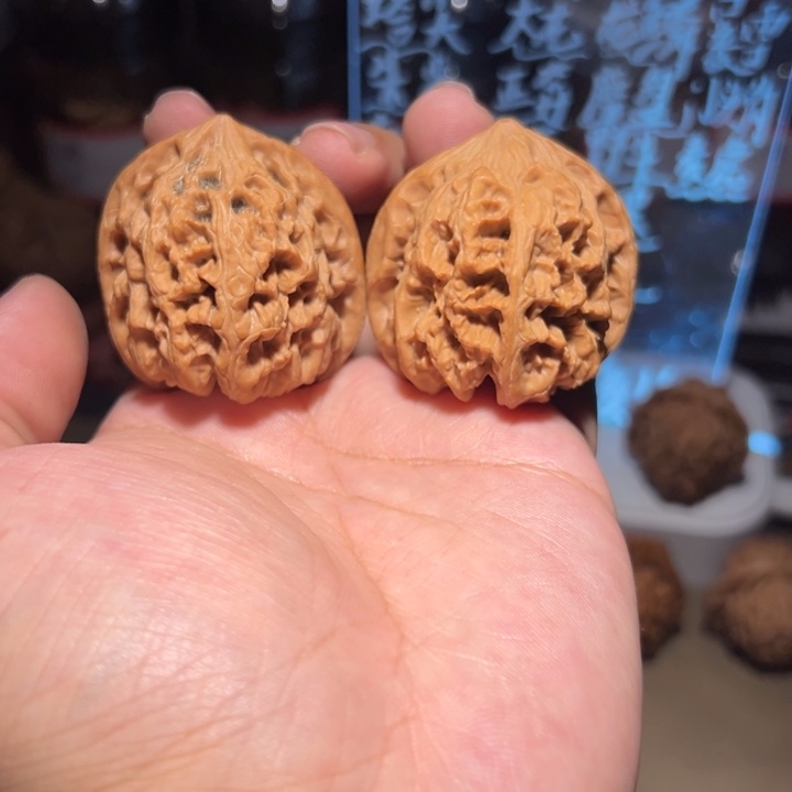 文玩核桃把件39骨质王野牛