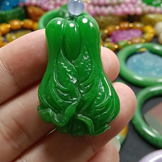 翡翠未镶嵌挂件翡翠