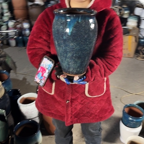 口20高31瑕疵盆子。