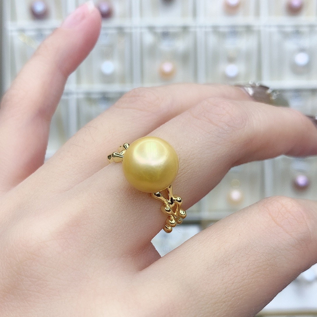 淡水珍珠颈饰合金