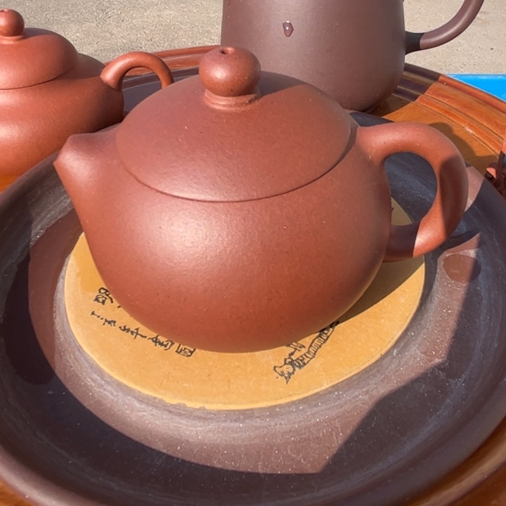 紫砂茶壶底槽青精工西施180c