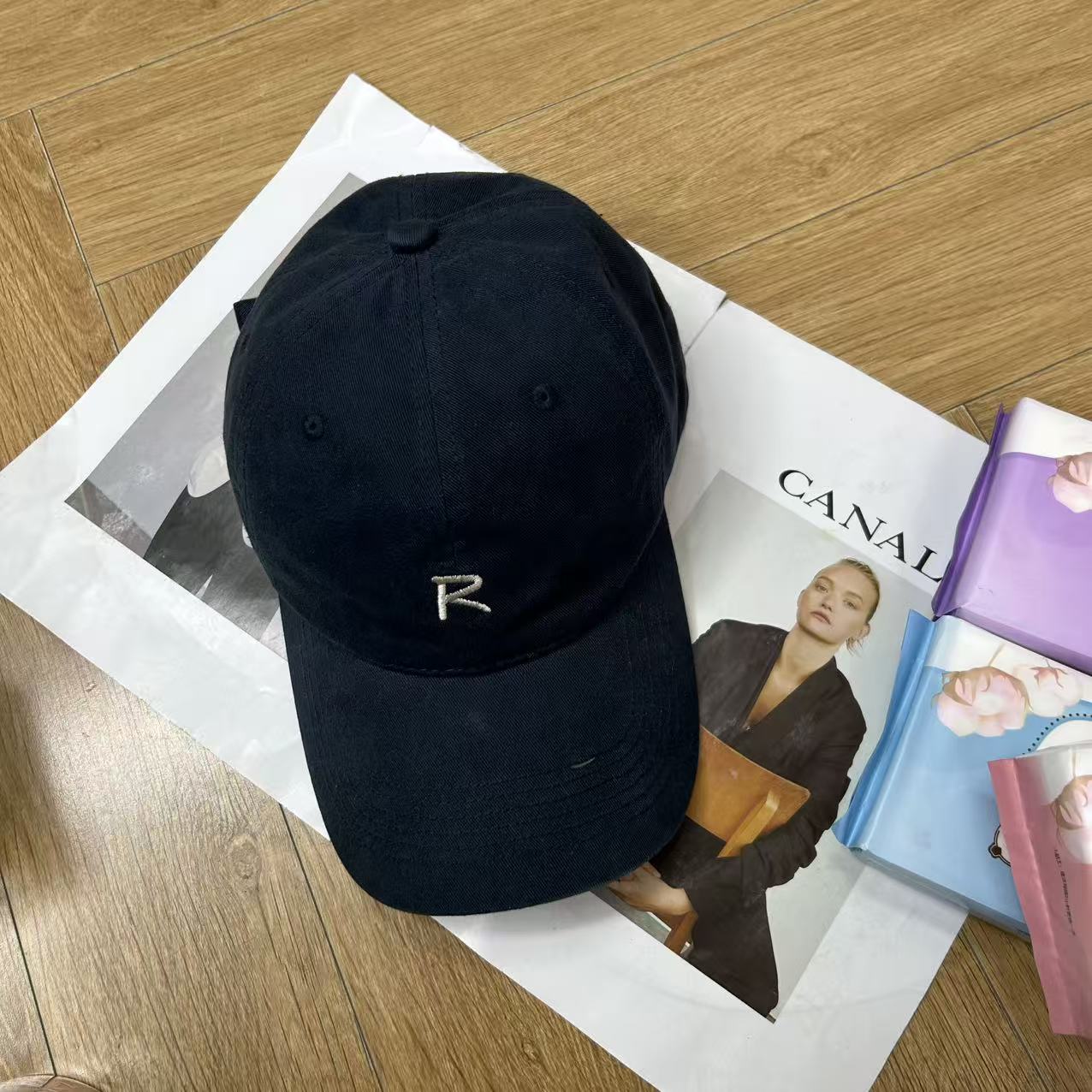 时尚简约休闲百搭//巾//字母刺绣鸭舌帽Y1347