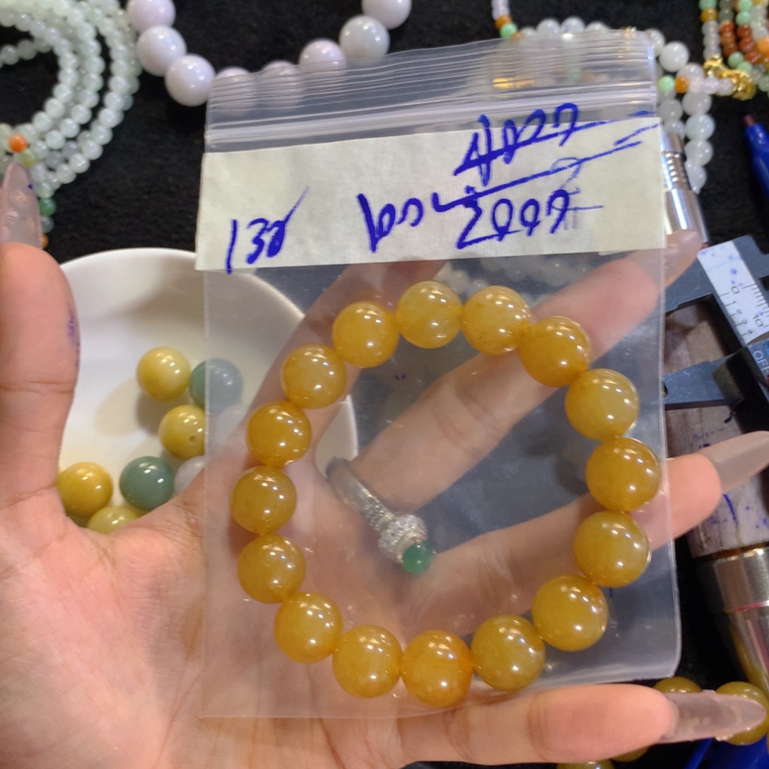 未镶嵌定制翡翠天然缅甸翡翠多样性