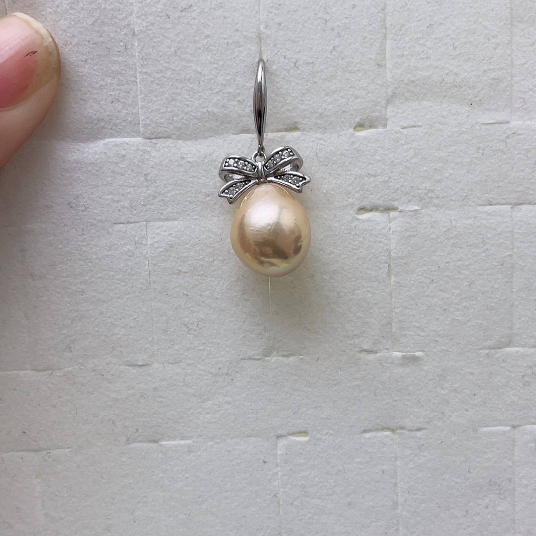 彗***人耳饰银S925镶嵌淡水珍珠