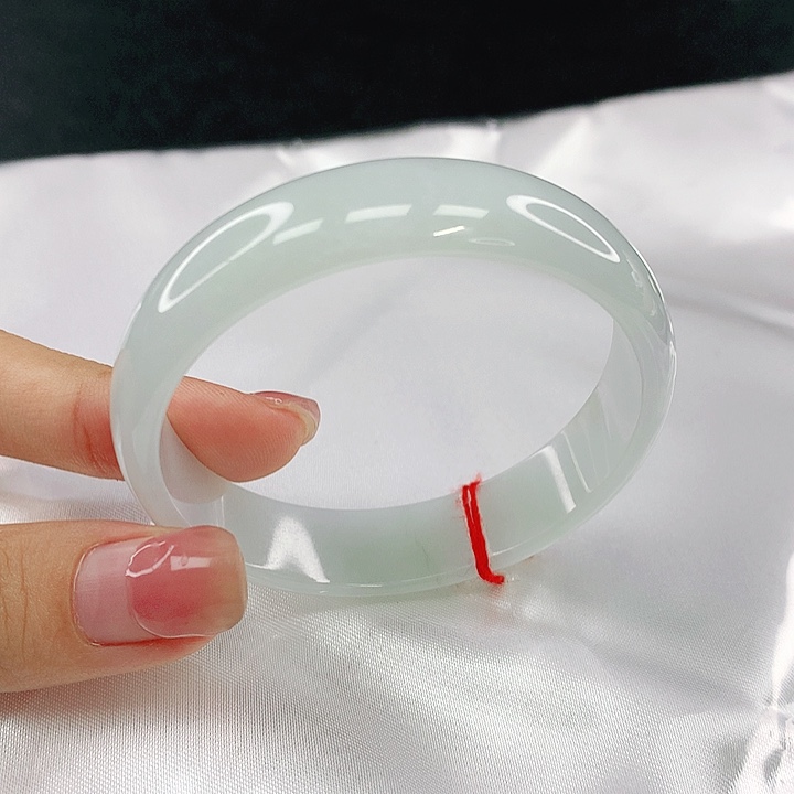 翡翠未镶嵌手镯圈51，05113