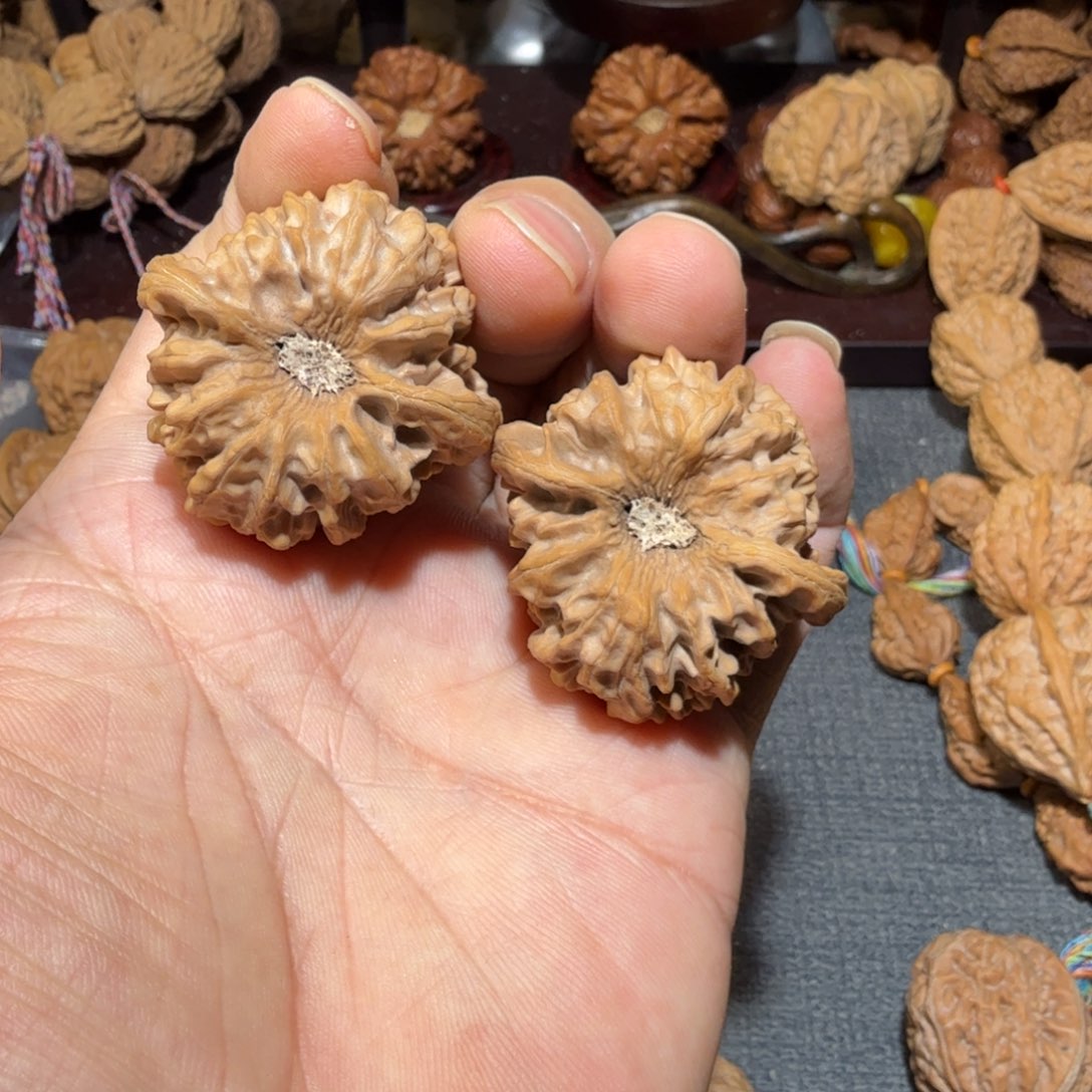 把件文玩核桃玉*识龙门涧修尖39