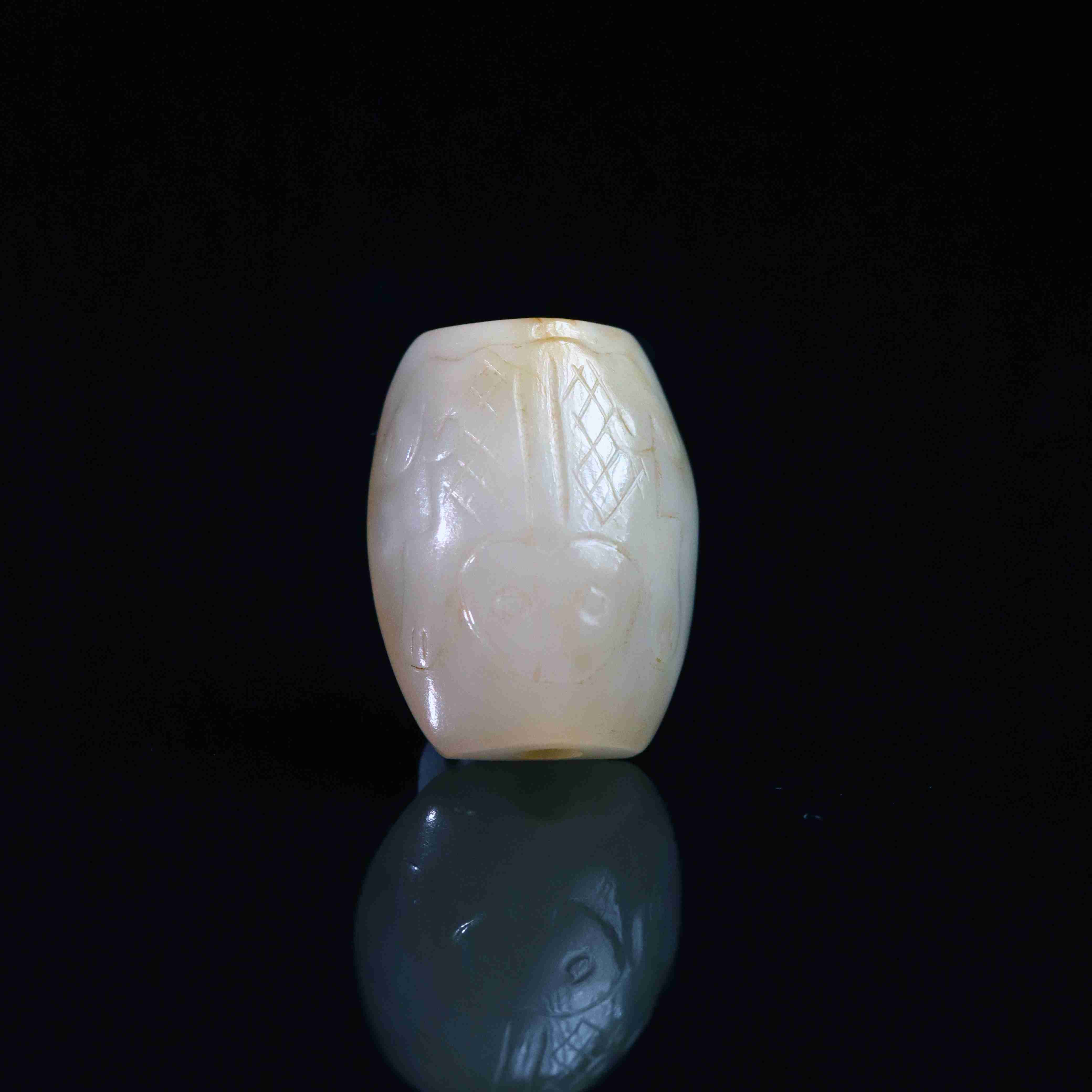 清代和田玉龟甲花件-NX