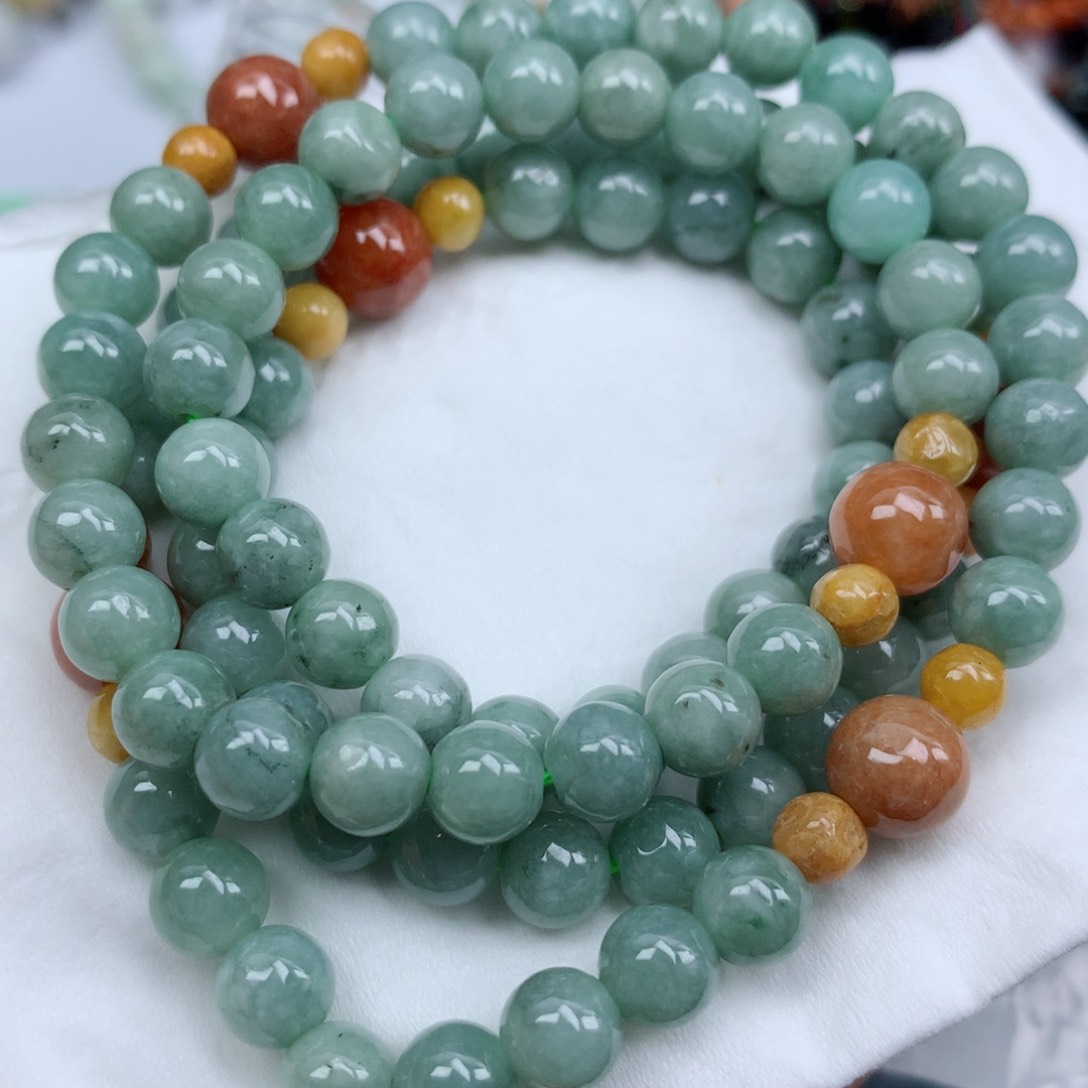 翡翠颈饰未镶嵌珠子