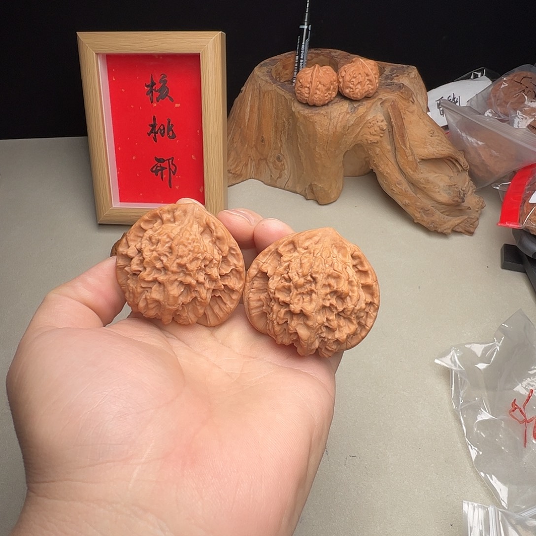 文玩核桃吊坠官帽