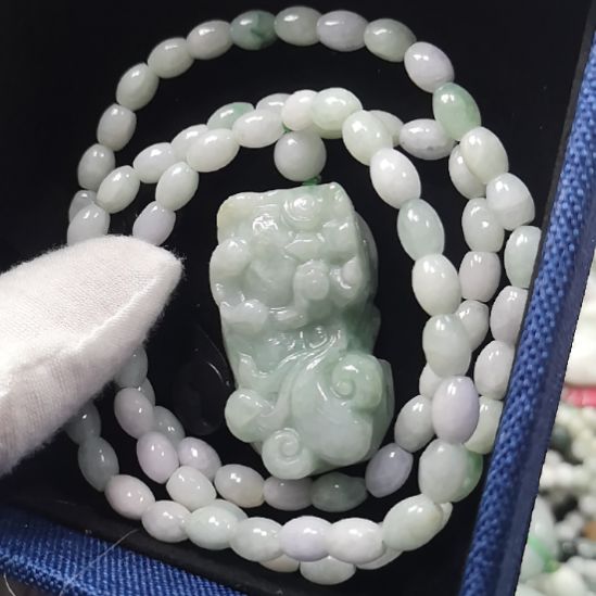 翡翠未镶嵌颈饰毛衣链