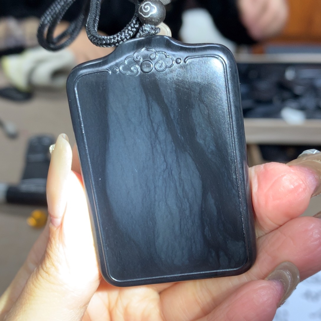 和田玉颈饰未镶嵌泰**若