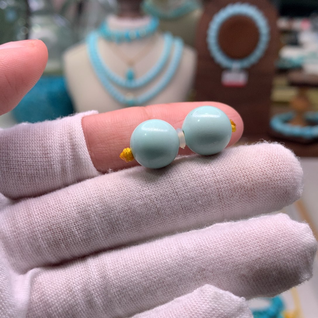 绿松石配饰未镶嵌