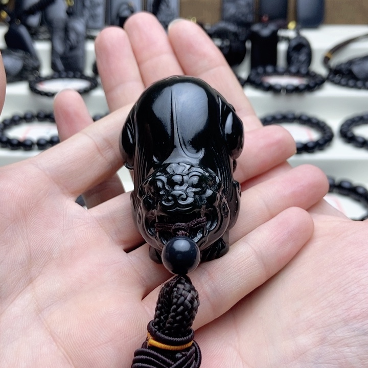 未镶嵌手链和田玉（青玉）黑青貔貅143.2克